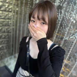 FC2-PPV-4881990 上京2年目のJD♥ 透明感あふれる美肌Fカップの美巨乳がぶるんぶるん揺らして乱れまくる♡♥控えめな表情が徐々に歪んでいく様子の享楽映像！