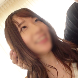 FC2-PPV-4890710 【特典付き】【個人撮影】【顔全出し】28歳美人車掌 清楚な見た目だけどすぐに潮吹きしちゃう敏感ボディ！ヌレヌレマンコをかき回されて連続絶頂[有]