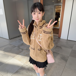 FC2-PPV-4900989 【6/5迄1290pt】【初撮】※バレエ歴15年のスレンダー美人ムスメ。バレエで鍛えた色白軟体ボディを上反りチンポで何度も痙攣させる。「あぁ…気持ちいい！」と喘ぎながらぴちょぴちょマンコに中出し。