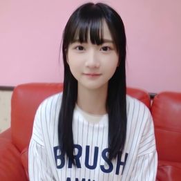 FC2-PPV-4922101 【ガチ神回】低身長剛毛18才ちゃん 初体験バックで悲鳴を上げ、ラストの勢い中出しも必至で抗うも虚しく膣内射精。経験の少なさ全開でお送りする背徳感120%内容でお届け。