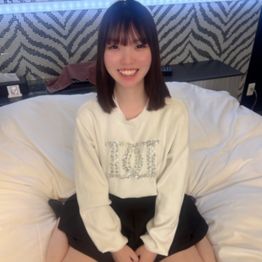 FC2-PPV-4925840 【初撮り/２発射】このこヤバイ！めちゃくちゃ可愛いのに性欲モンスター の色白美裸体の美女とのＳＥＸバトルが開幕。カメラマンも我慢できずに即勃起。参戦するも秒速で大量射精させに尽くしてくれる。