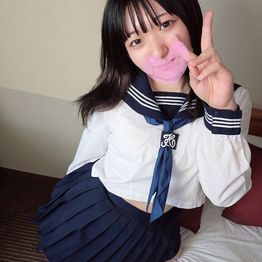 FC2-PPV-4932962 【無修正】18歳、るりはのオマン〇の匂いがたまりません～まだまだ未熟なカラダをハメまくりやりたい放題！！