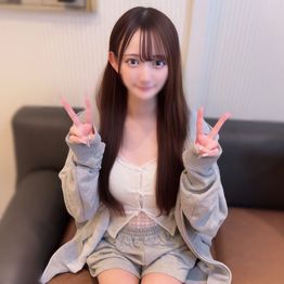 FC2-PPV-4932973 ※ほぼ少〇生【ﾐﾆ系】低身長142㎝のｺﾝｶﾌｪ嬢との趣味ハメ。小さ過ぎる極狭ま〇こに巨根で*宮に精*を注ぎ込む。。。