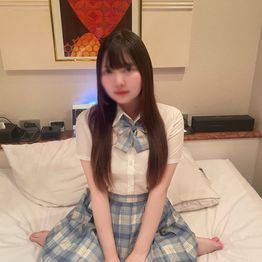 FC2-PPV-4937571 身バレNGの18歳アイドルちゃんの無修正中出しセックスを完全顔出しでお届け。流石に晒しすぎてそろそろアイドルクビになるかも・・ww