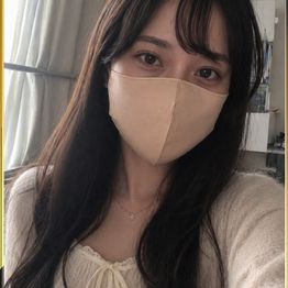 FC2-PPV-4938235 【無】町一番の美女と昼間から汗だくセックス【特典有】