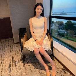 FC2-PPV-4939195 【初撮】19歳 美しすぎる色白な腹筋美ボディムスメ。カラダの相性が良すぎて激ピストンセックス中に微笑を浮かべながらイキまくる。経験少ない敏感マンコにたっぷり中出し。