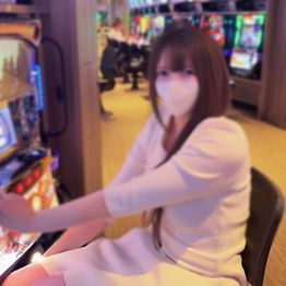 FC2-PPV-4939451 ※乳首イキ【無修正】金欠でお金借りに来た関西**をハメ撮り。敏感デカクリを弄られよがる彼女に真正中出し。。。