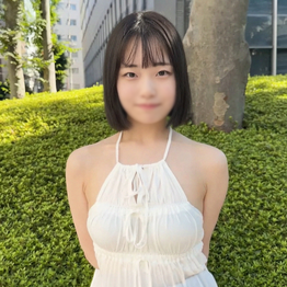 FC2-PPV-4943046 【初撮】透明感溢れるモデル体型な美人練習生。ダンスで鍛えた色白美ボディをオトナの巨根マラに奥まで突かれ「そこ気持ちいい…！」とイキまくる。締め付けマンコに大量中出し。