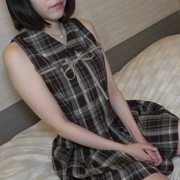 FC2-PPV-4965611 ※数量限定2340pt→780pt※【個数限定顔出し】ショートカットがとても可愛い清楚美人の人妻が経験小で旦那との夜の営みも淡泊だとと浮気もしたくないというので、何回もいかせてみました。