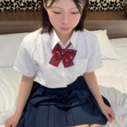 FC2-PPV-4966839 【初撮り_～18歳世代】未.成.熟であどけない純粋無垢な顔立ち、素直な表情と初々しい空気感。色白の美肌は透明感抜群。経験人数1人のまっさら新鮮な未経験に2回戦大量中出し！