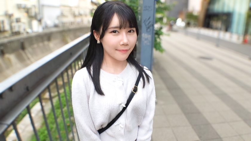 SIRO-5563 ミニマム系女子が新体験を夢見て応募してきた！感じやすくエロい身体なのに、バックで突かれてからギアはトップに入りっぱなし！後ろから突かれて何度も何度もイキまくり！快感過ぎてハードラックとダンスっちまった！状態に！ 【初撮り】ネットでAV応募→AV体験撮影 2451